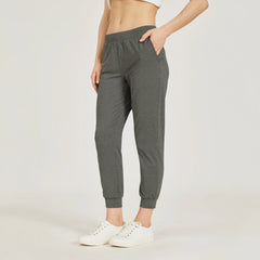 Cropped Performance Jogger