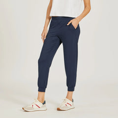 Cropped Performance Jogger